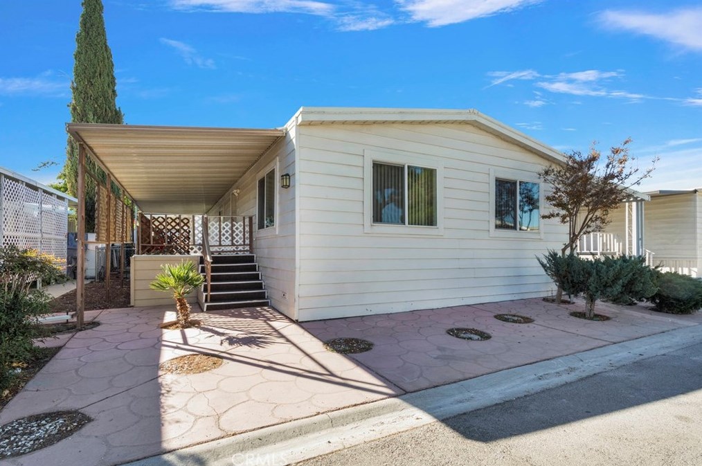 15252 Seneca Rd #27, Victorville, CA 92392