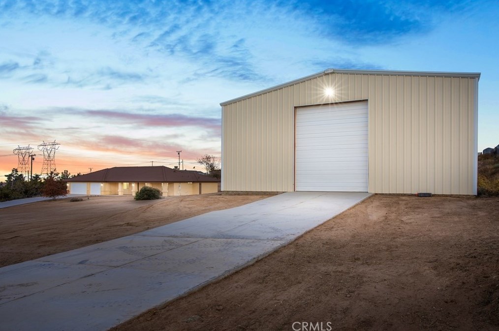 6675 Fremontia St, Hesperia, CA 92344