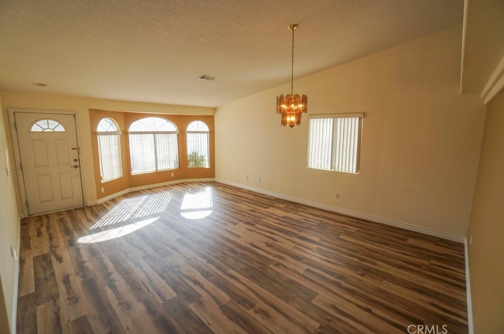 13322 Medicine Bow Ct, Victorville, CA 92394