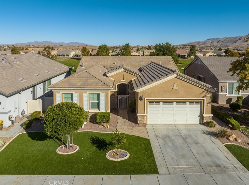 10381 Darby Rd, Apple Valley, CA 92308