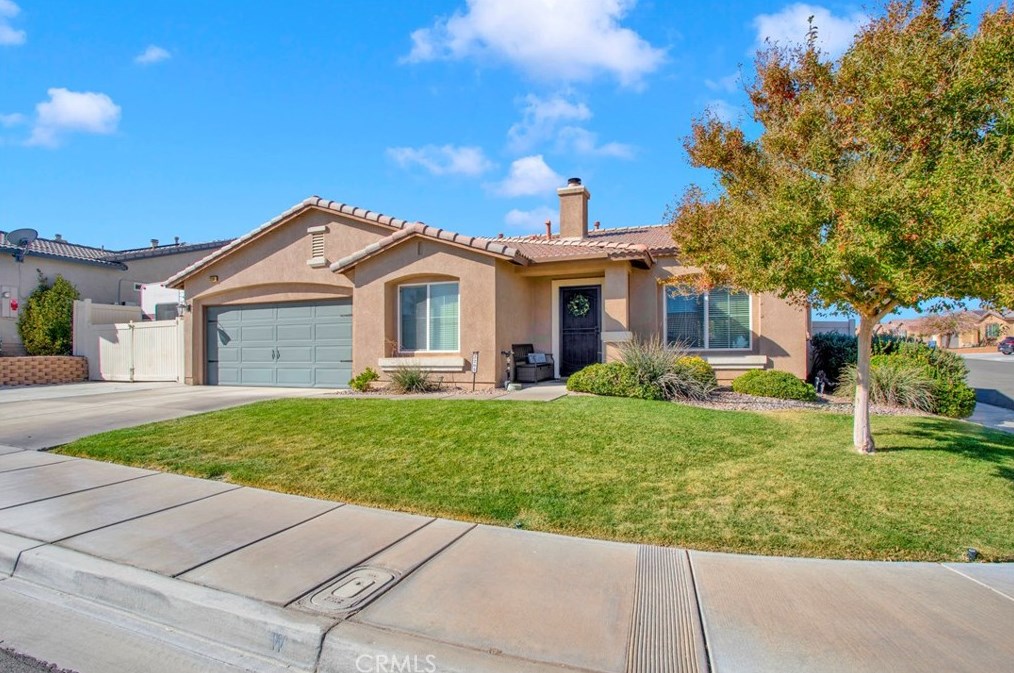 2205 Dove Ave, Barstow, CA 92311-6766