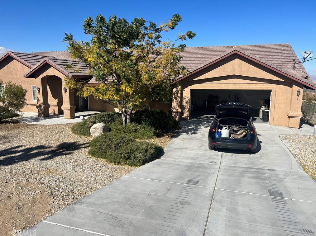 32636 Sapphire Rd, Lucerne Valley, CA 92356
