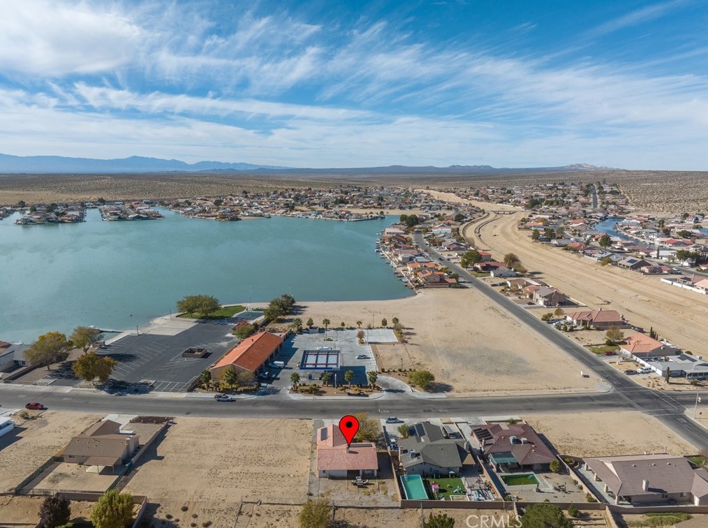26815 Bluewater Rd, Helendale, CA 92342