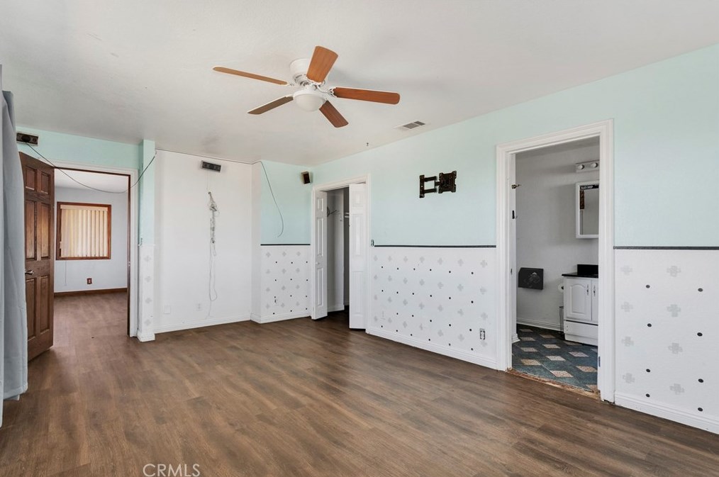 8577 Valle Vis Rd, Phelan CA  92371-9177 exterior