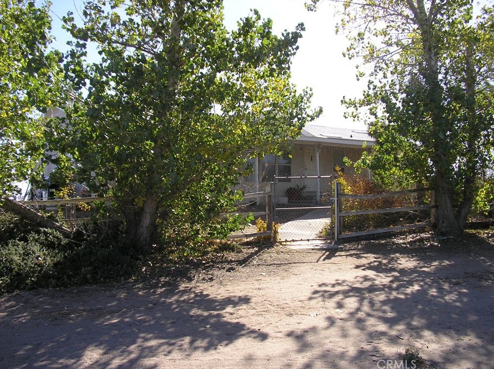 8351 Trinity Rd, Phelan, CA