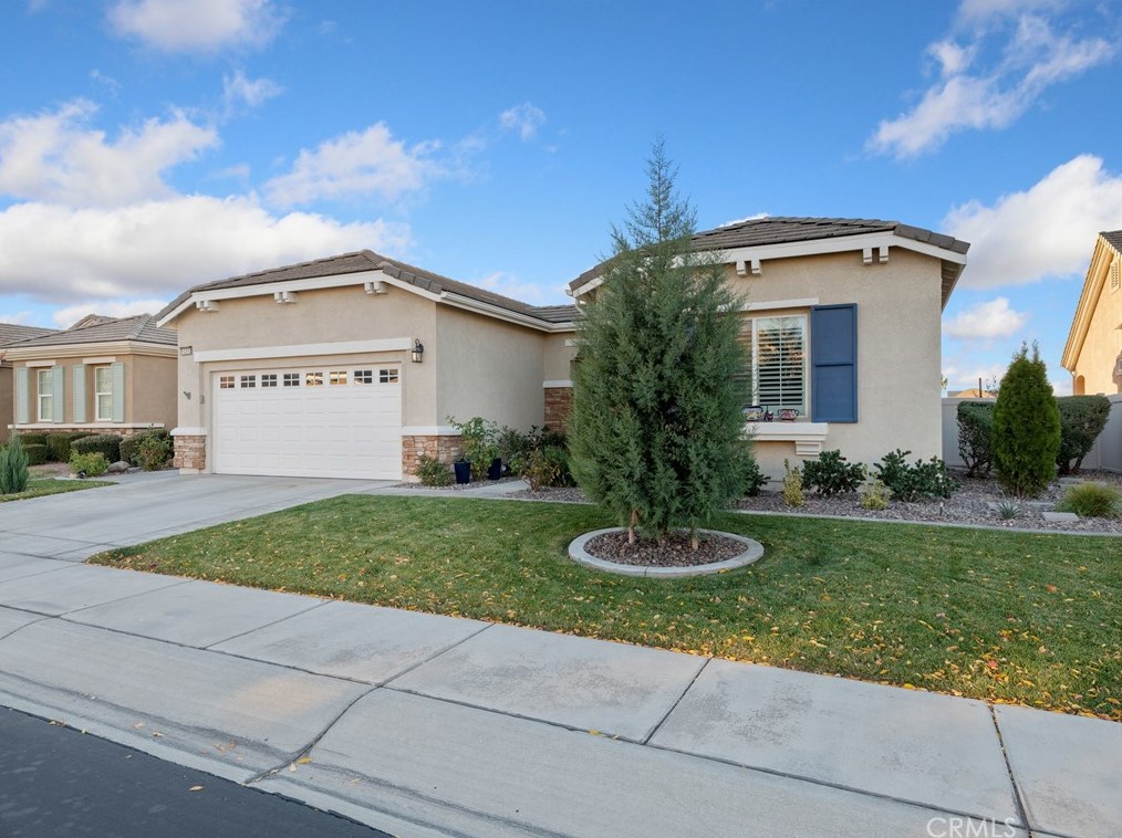 10392 Wilmington Ln, Apple Valley CA  92308-3341 exterior