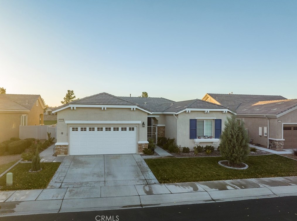 10392 Wilmington Ln, Apple Valley CA  92308-3341 exterior