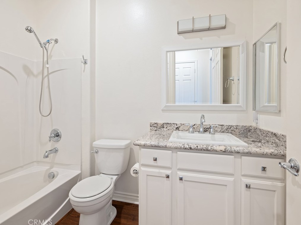 10392 Wilmington Ln, Apple Valley CA  92308-3341 exterior