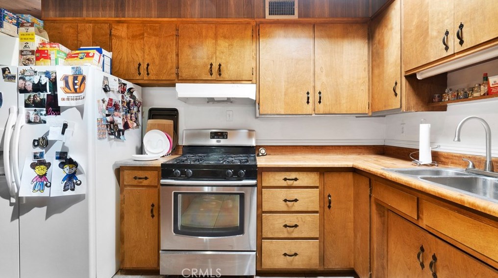 711 Agnes Dr, Barstow CA  92311-3107 exterior