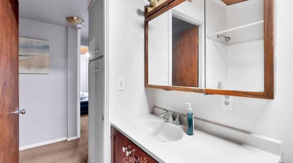 711 Agnes Dr, Barstow CA  92311-3107 exterior