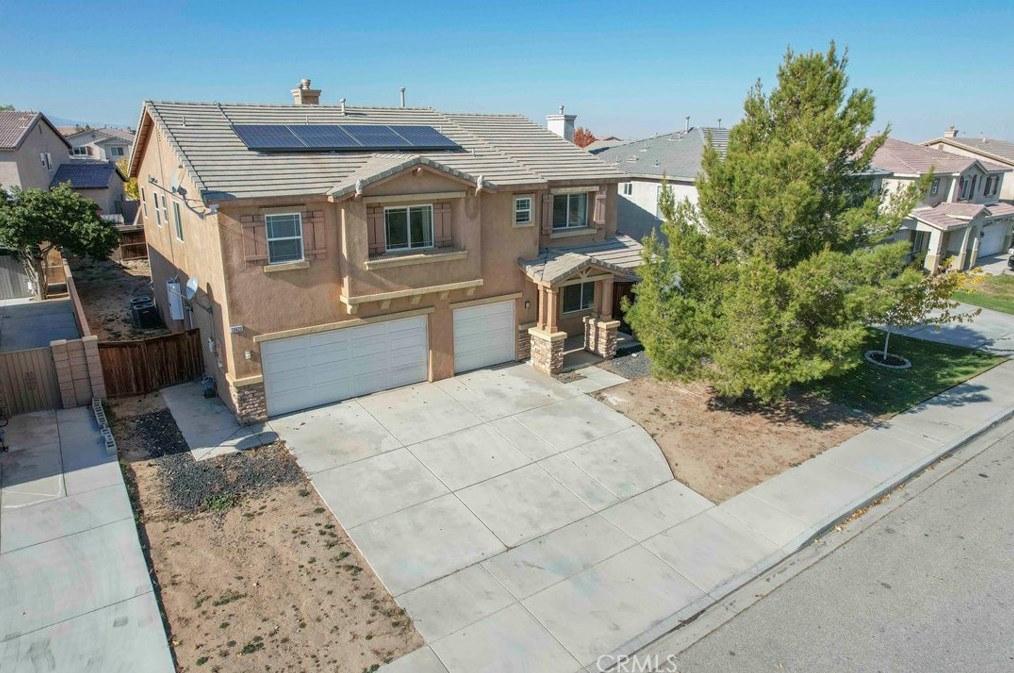 13622 Mayflower St, Victorville, CA 92392