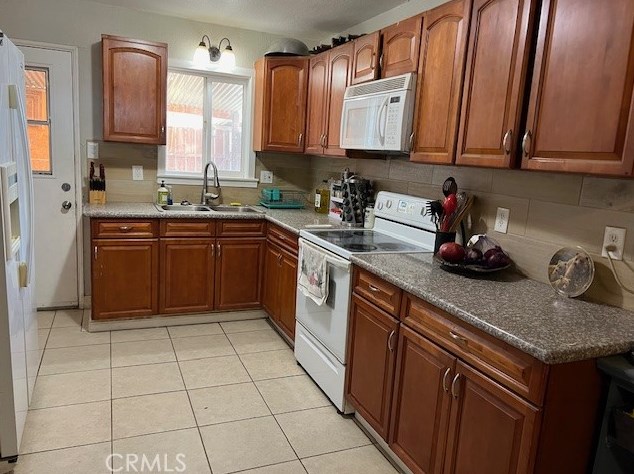 21791 Ocotillo Way, Apple Valley CA  92308-8427 exterior