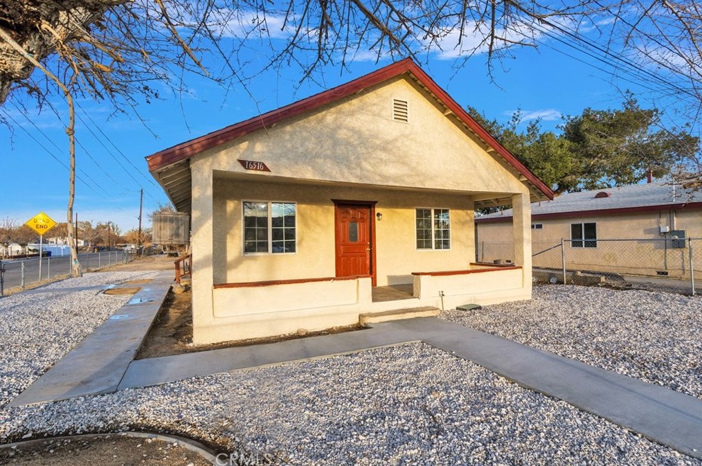 16516 E St, Victorville, CA 92395