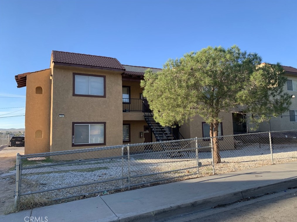 724 Virginia Way, Barstow, CA 92311-3951