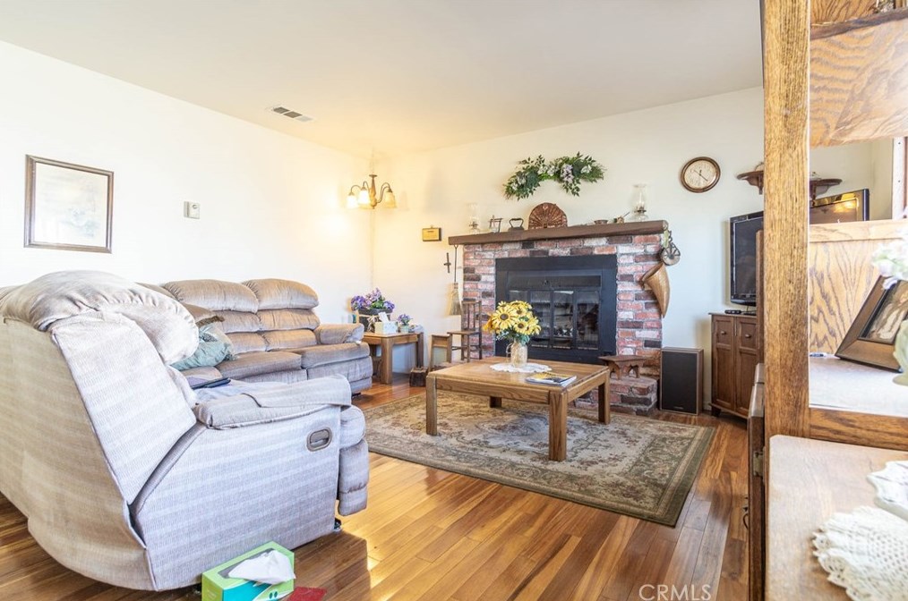 16217 Del Parque Ct, Victorville, CA 92395