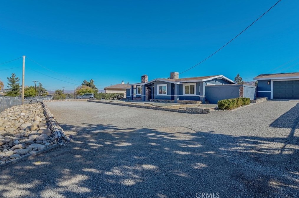 18285 Sumac Ave, Hesperia, CA 92345