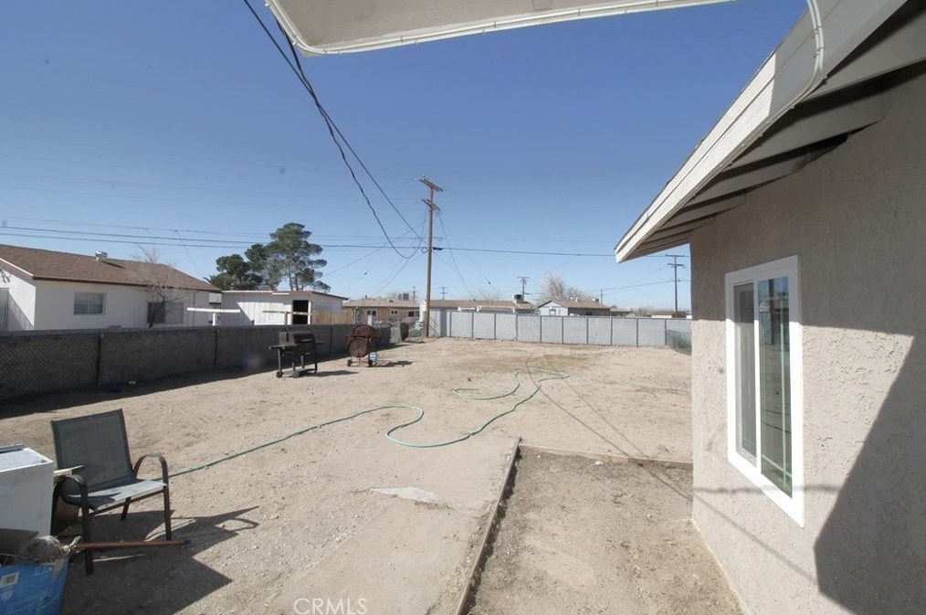 34262 Paris St, Barstow CA  92311-3519 exterior