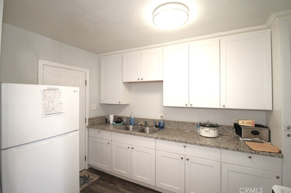 34262 Paris St, Barstow CA  92311-3519 exterior