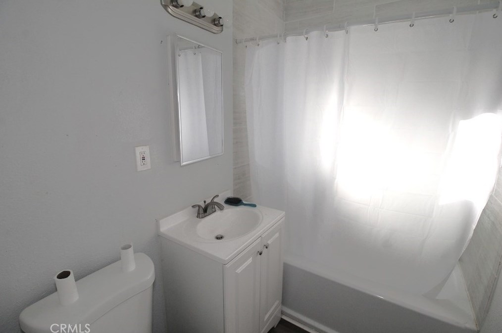 34262 Paris St, Barstow CA  92311-3519 exterior