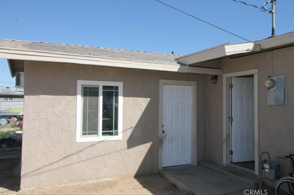 34262 Paris St, Barstow CA  92311-3519 exterior