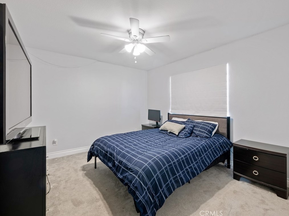 12520 Highline Dr, Apple Valley CA  92308-5046 exterior