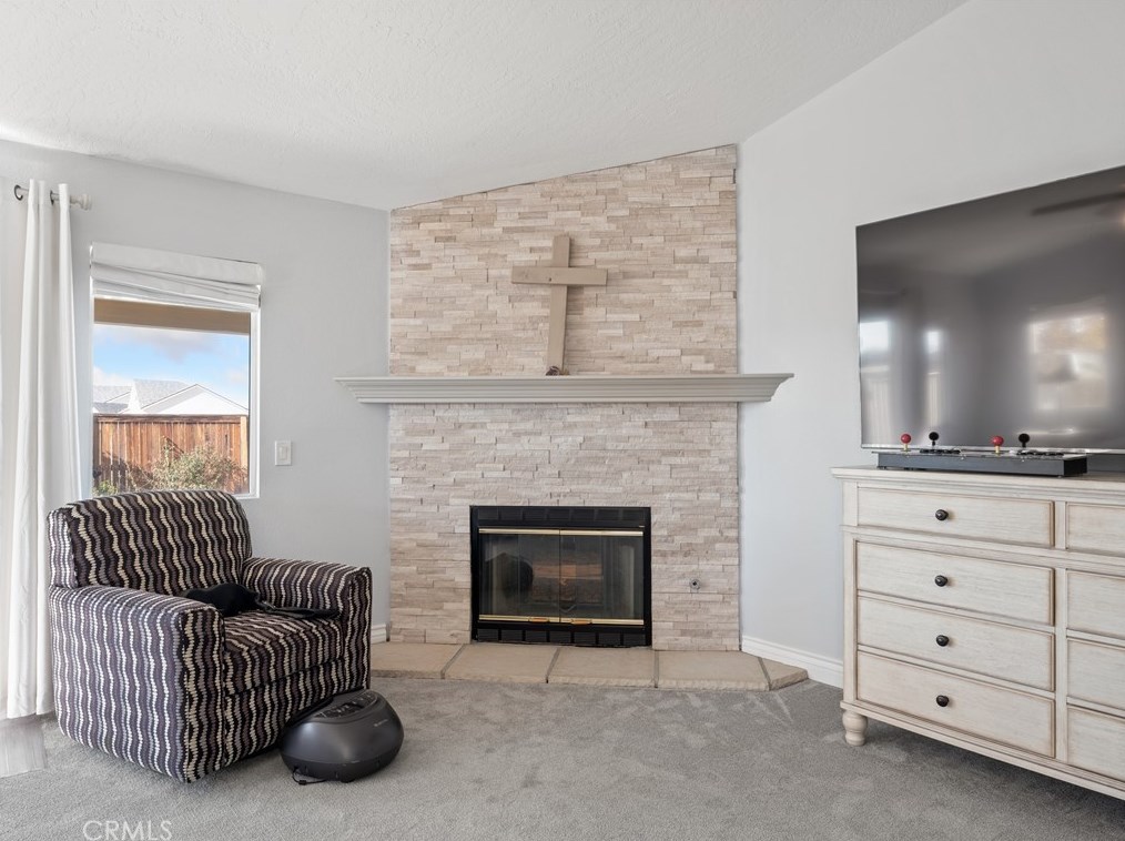 12520 Highline Dr, Apple Valley CA  92308-5046 exterior