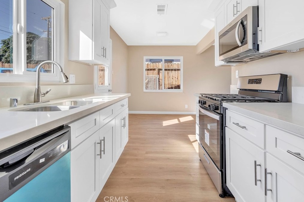 1912 Sunset St, Barstow CA  92311-5673 exterior