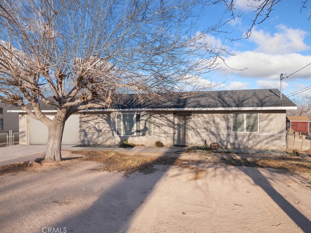 19236 Live Oak St, Hesperia, CA 92345