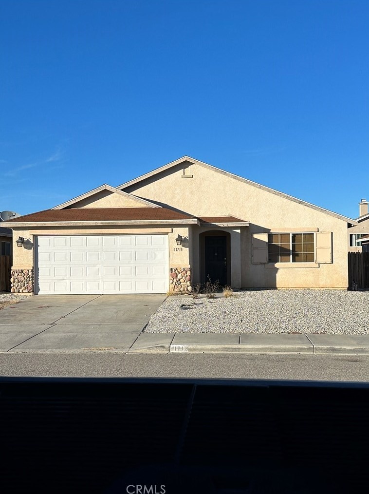 11718 Harwood Rd, Victorville, CA 92392
