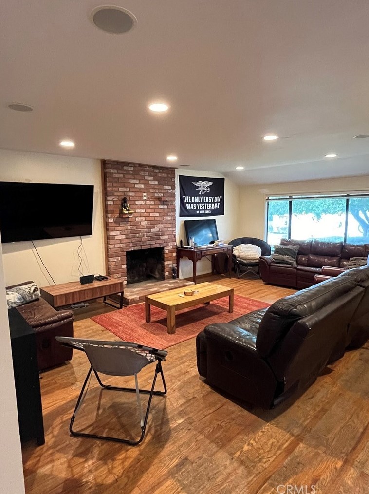 567 Cuesta Dr, San Luis Obispo, CA 93405