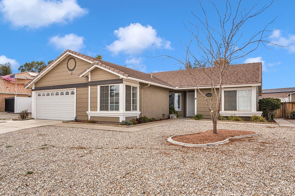 13246 Snowview Rd, Victorville, CA 92392-6728