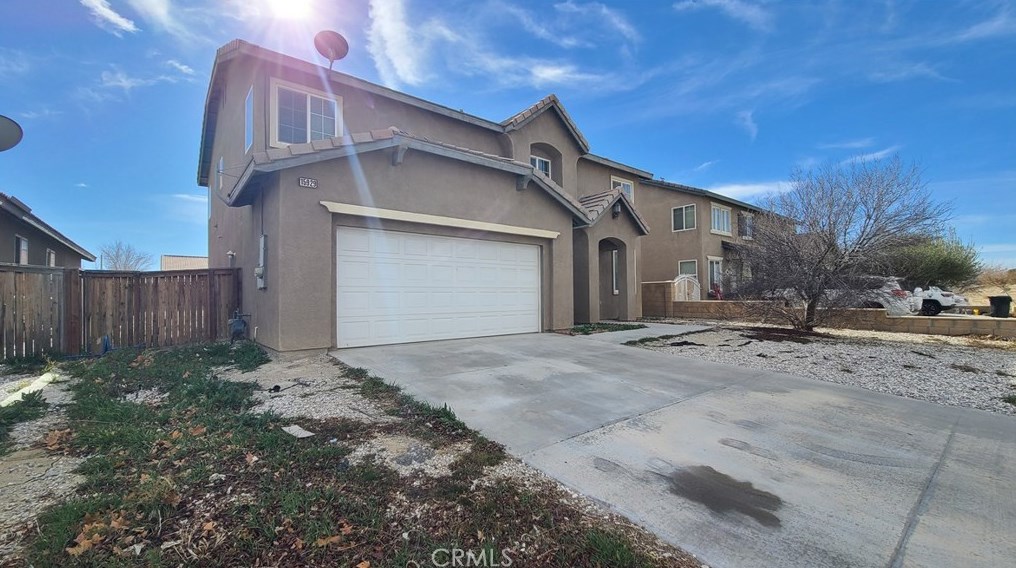 15929 Greyrock St, Victorville, CA 92395-8627
