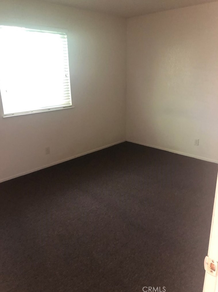 16454 Olive St, Hesperia CA  92345-9714 exterior