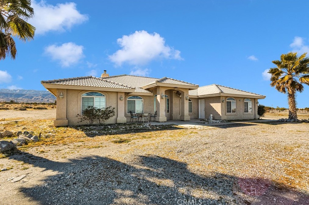 3485 Smoke Tree Rd, Phelan, CA 92371