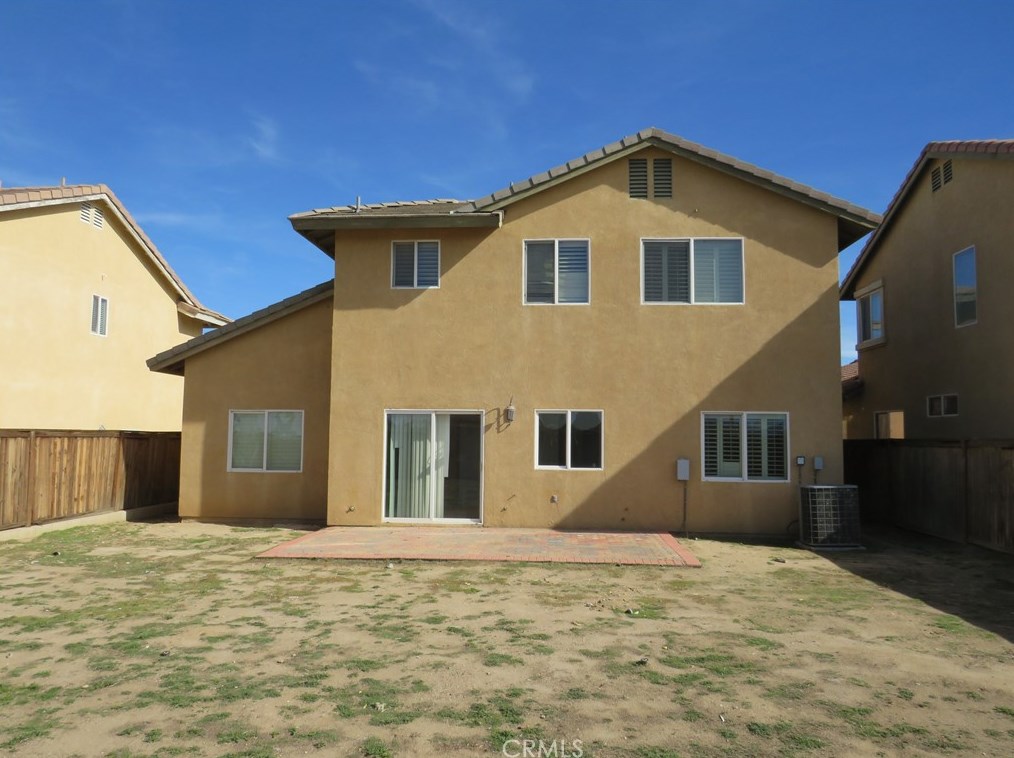 12836 Brookdale St, Victorville CA  92392-7943 exterior