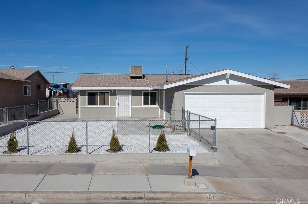 1637 Church St, Barstow, CA 92311-5602