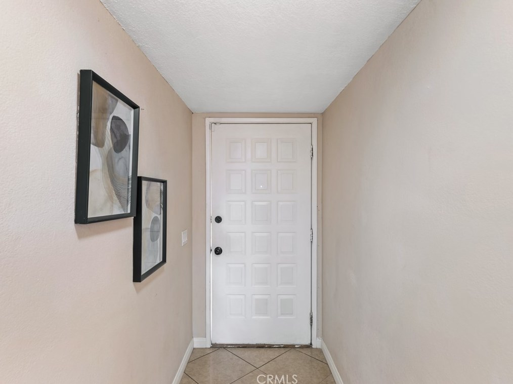 14777 Erie Rd, Apple Valley CA  92307-3515 exterior