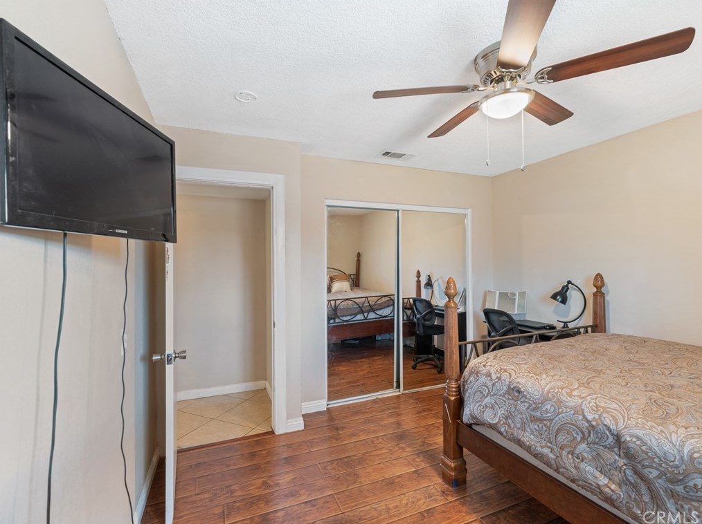 14777 Erie Rd, Apple Valley CA  92307-3515 exterior