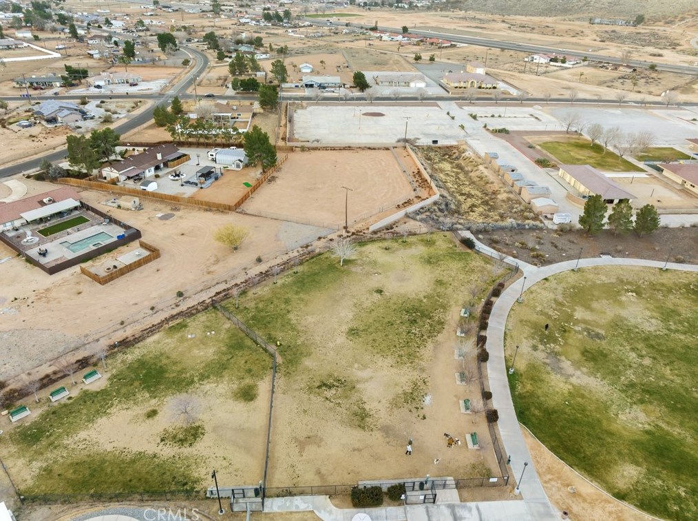 14777 Erie Rd, Apple Valley CA  92307-3515 exterior