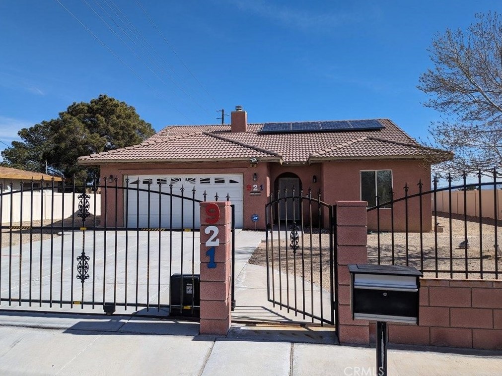 921 Purple Sage Ct, Barstow, CA 92311-5348
