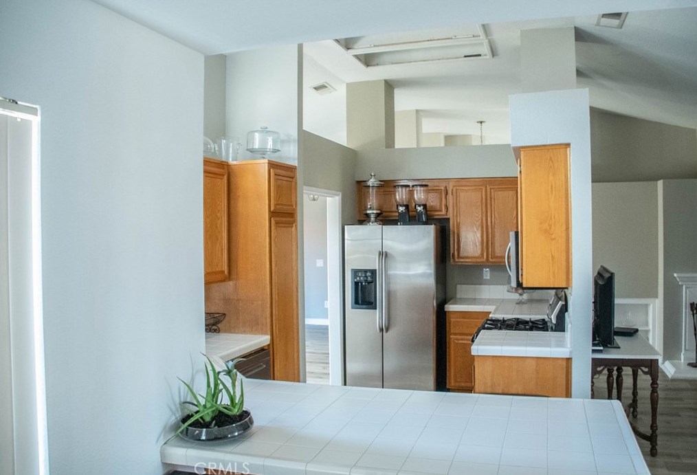 20682 Pahute Rd, Apple Valley CA  92308-6938 exterior