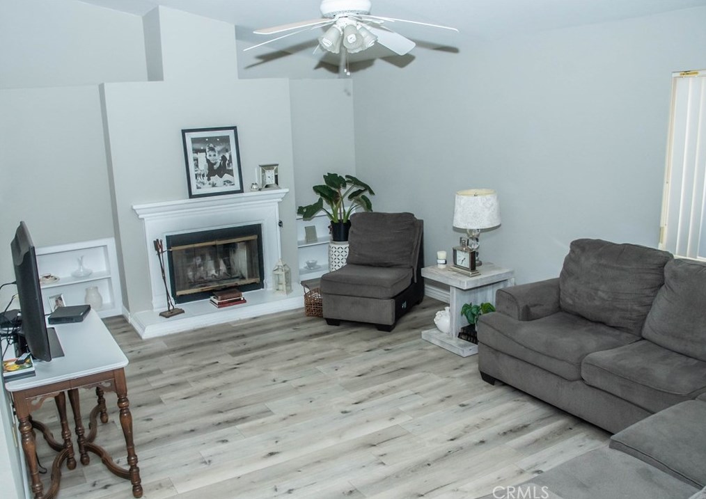 20682 Pahute Rd, Apple Valley CA  92308-6841 exterior