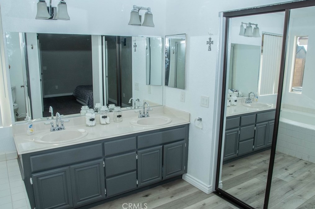 20682 Pahute Rd, Apple Valley CA  92308-6938 exterior