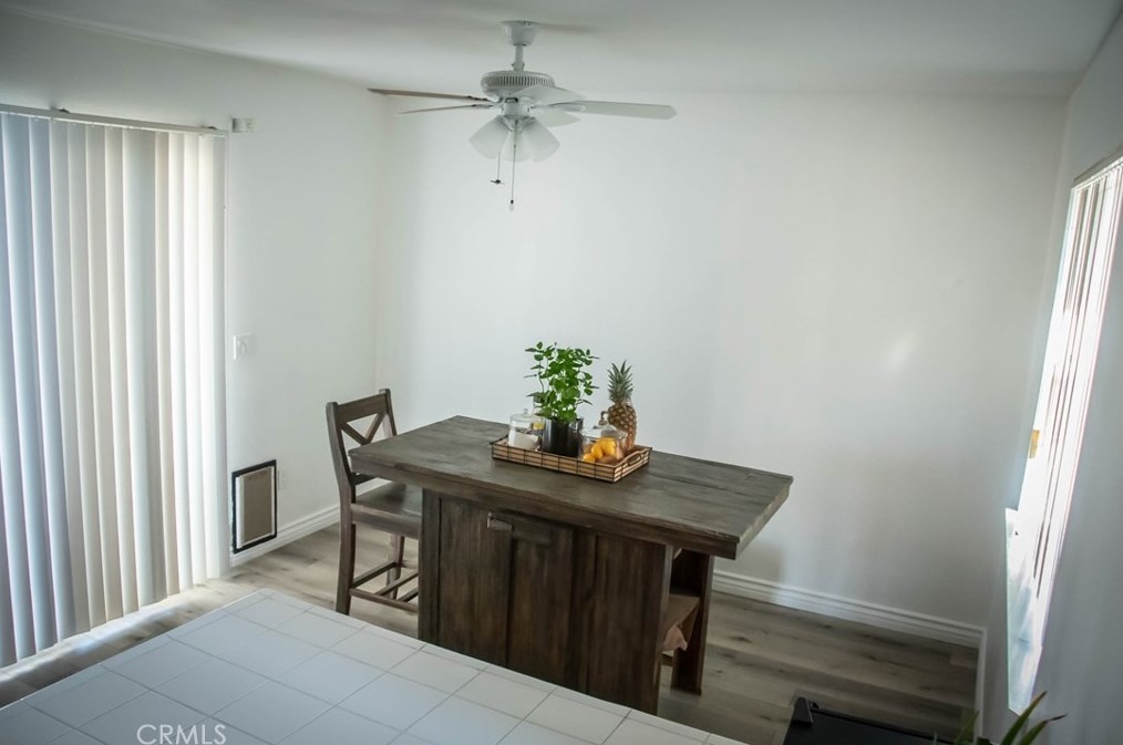 20682 Pahute Rd, Apple Valley CA  92308-6938 exterior