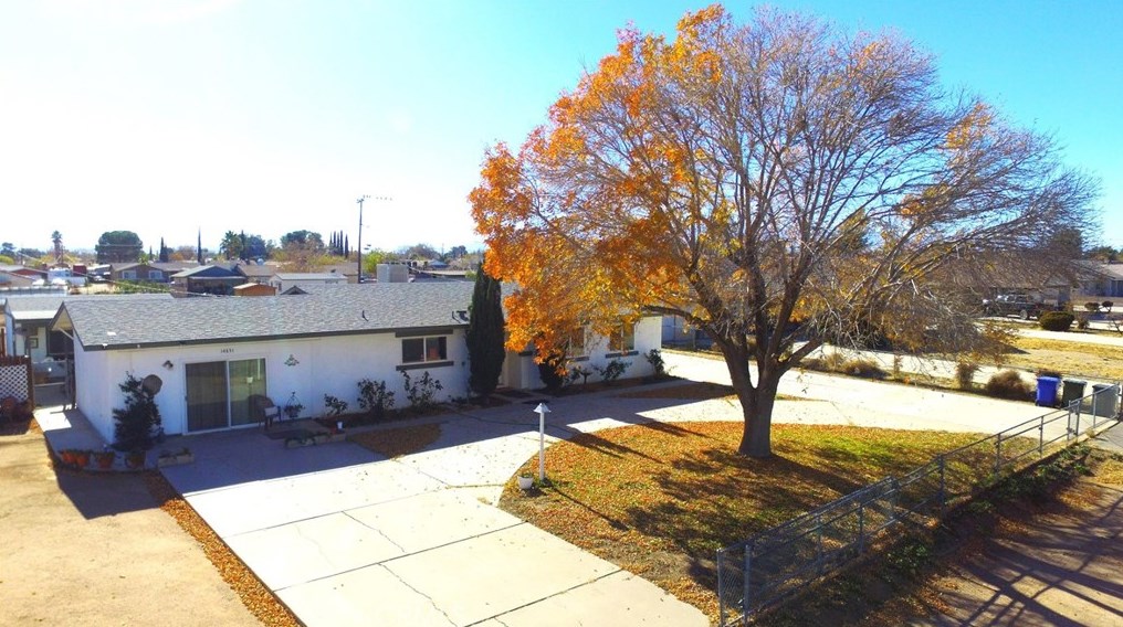 14851 Dos Palmas Rd, Victorville, CA 92392-2533