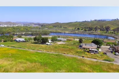 3783304 Turnbull Avenue, Lake Elsinore, CA 92530 - Photo 4