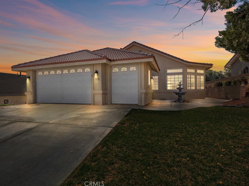 14861 Autumn Ln, Helendale, CA 92342