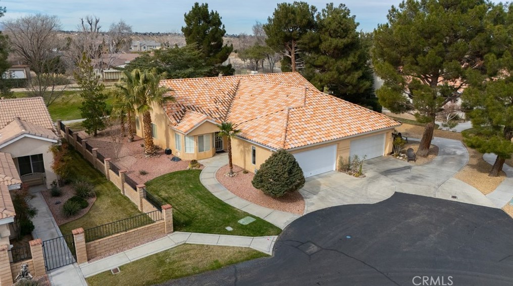 11374 Sawgrass, Apple Valley, CA 92308