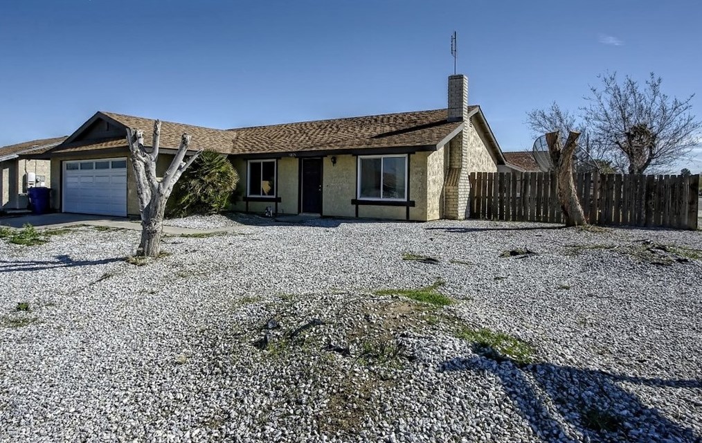 13578 Arroyo Dr, Victorville, CA 92395-5224
