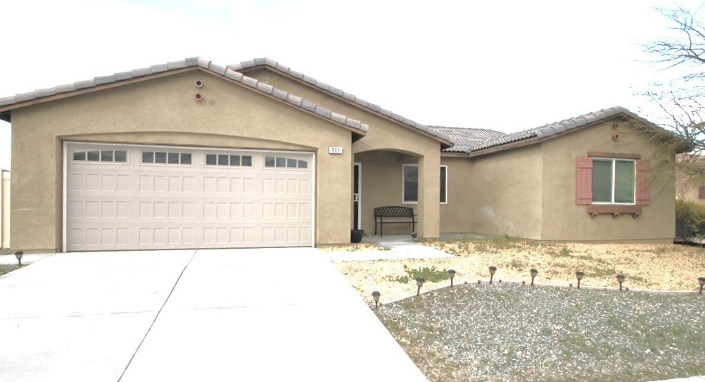 909 Bluebird St, Barstow, CA 92311